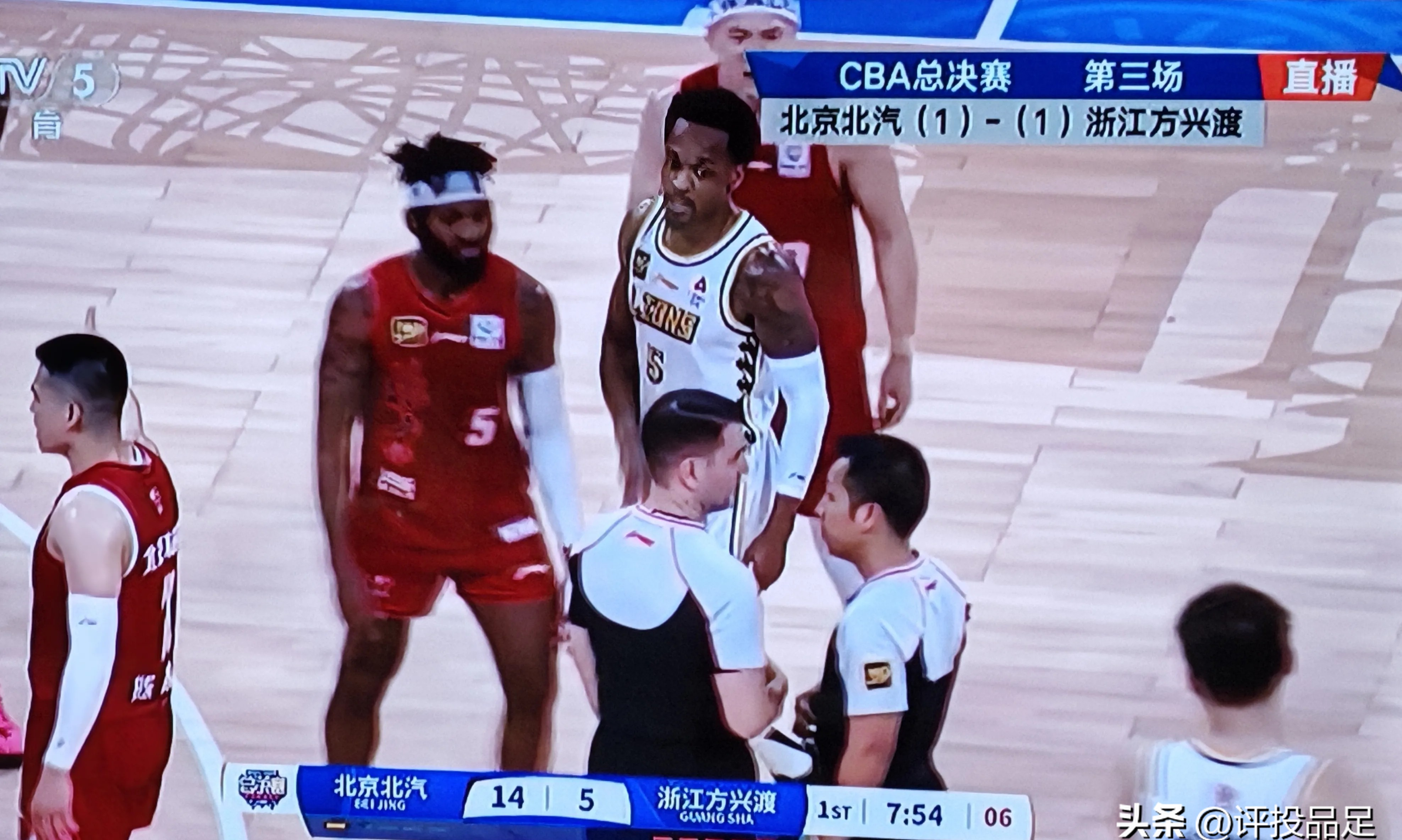 德信app下载-浙江男篮客场不敌广东队，遭受失利
