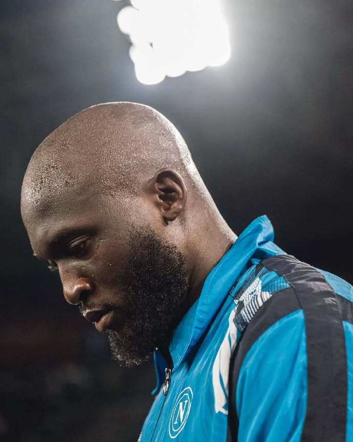 德信体育app下载-那不勒斯紧追榜首，战绩不断刷新个人纪录